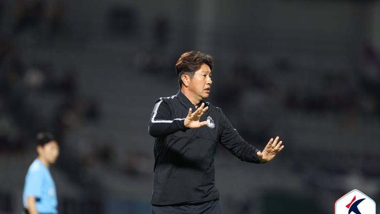 '충북청주에 역전패' 김도균 감독, 뼈아픈 일침 "승격? '감독 계속해야 하나' 생각 들 정도 경기력" [목동 현장] 썸네일