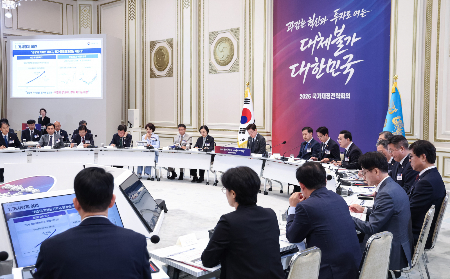 [사설]800조 예산시대..세출구조조정이 먼저다 썸네일