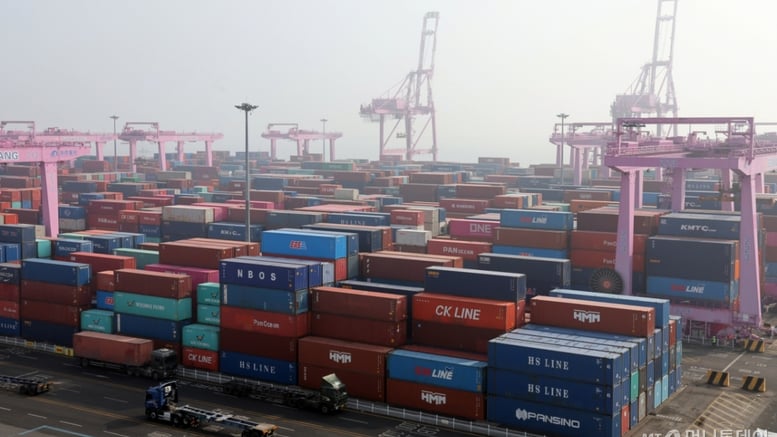 AI가 끌어올린 수출금액 37.3%↑…수입물가는 0.4% 상승