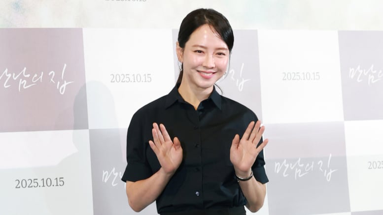 '런닝맨 분량 논란' 송지효, 유튜브 쉬어간다…"새로운 도전 준비 중"