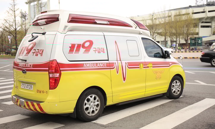 "현관문 밖에 피가 줄줄" 놀란 이웃...그 집 엄마 사망, 아들 중상