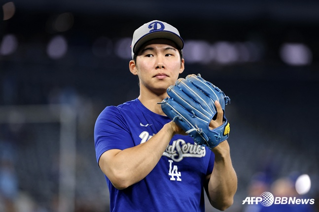 "우리가 다 보고 있어!" 김혜성에 감탄, 유격수 명품수비+3출루+총알주루로 '5517억 베츠 공백 삭제' [LAD 리뷰]