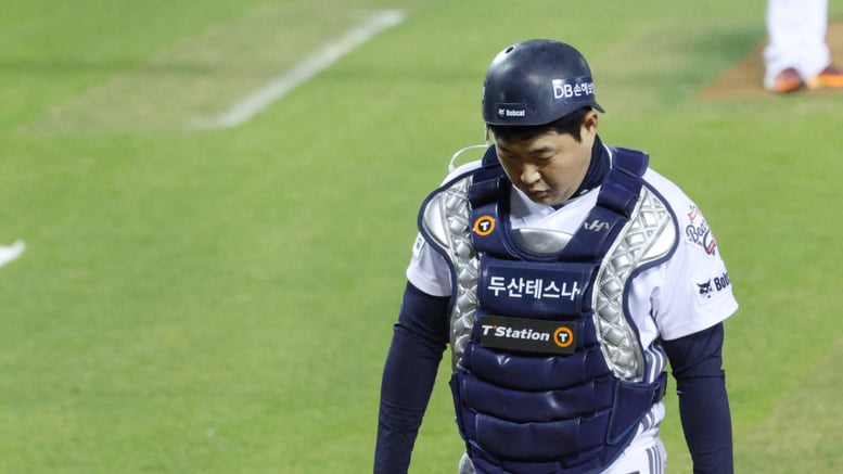 [포토] 양의지, 고개 떨군 두목곰