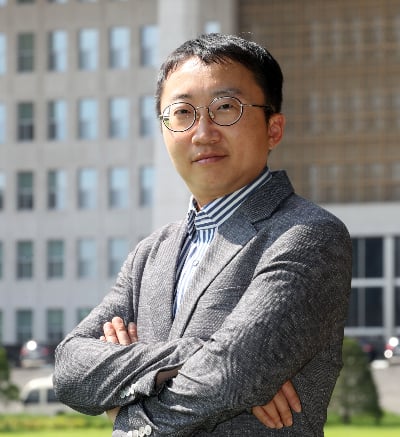 57조 버는 삼성전자, 그런 기업 대하는 한국 정치 수준