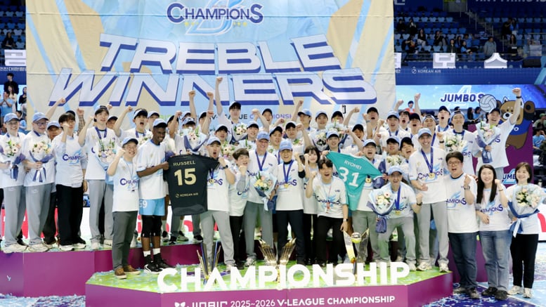 [포토]'우승의 기쁨은' 러셀도 료헤이도 함께