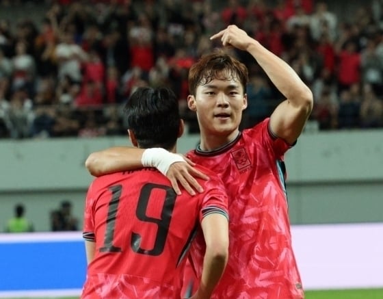 '무려' 맨유·토트넘이 韓 스트라이커 노린다... '역대급 상승세' 오현규, 튀르키예 정복→EPL 이적설 '활활'