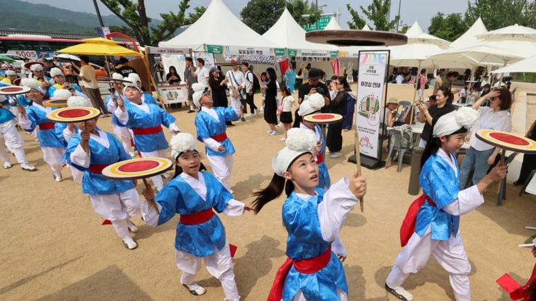 뮤지컬엔 20만원 써도 "국악 3만원? 비싸" 안 팔린다...소리꾼들 '시름'