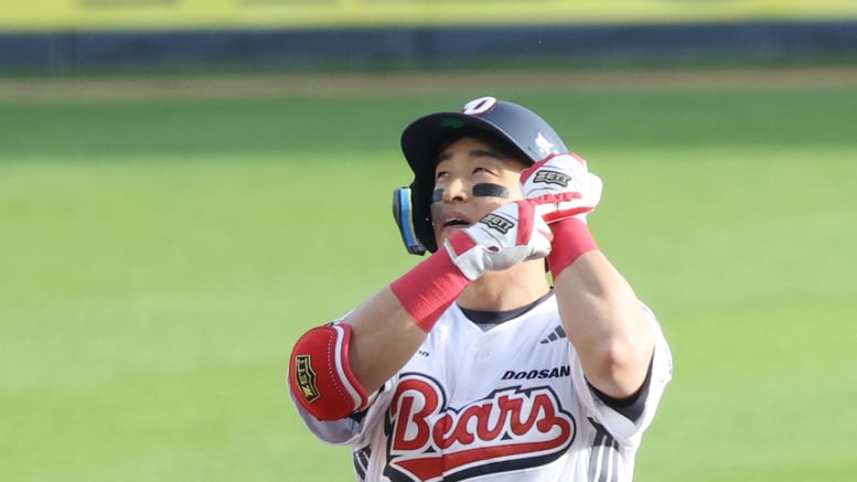 [포토] 손아섭, 창공 향해 세리머니