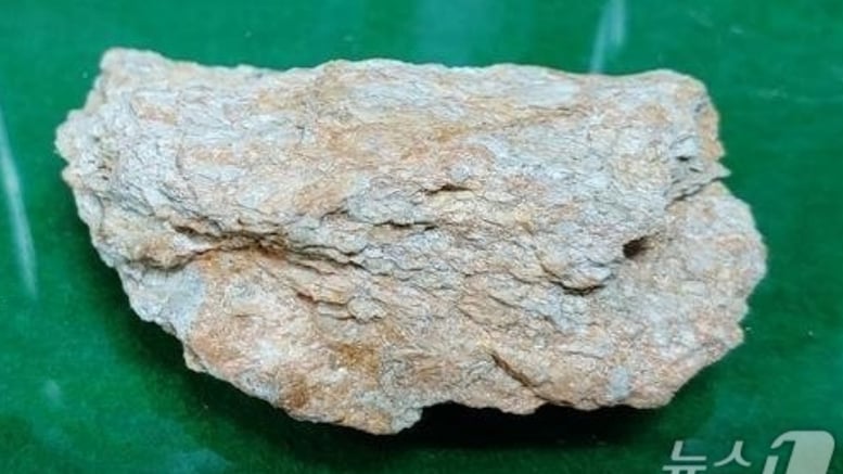 무려 1억450만톤 묻혀 있었다…영동서 발견된 '신비의 광물' 뭐길래