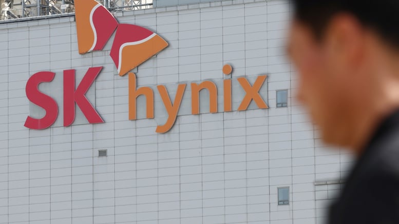 1억 기부하고 "알리지 말아달라"...SK하이닉스 직원이었다