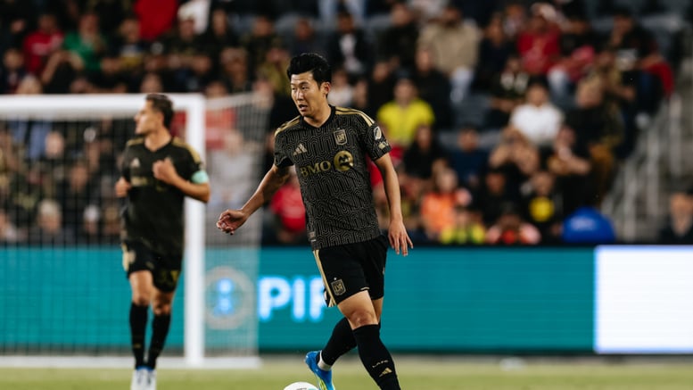 손흥민 '시즌 13호' 어시스트 폭발, 답답하던 흐름 깬 '천금 도움'