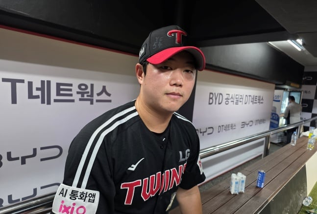 "넌 안 쫄잖아" 박동원 믿음 증명했다! LG 함덕주, '9회말 무사 1·2루→실책→실책' 억까 견디고 1008일 만의 SV [수원 현장]