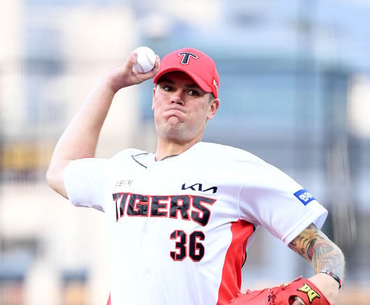 '대마초 밀수→KIA서 방출' 브룩스, 2년 만에 MLB 복귀전서 끝내기 만루포 헌납... '끝내' 방출 대기 통보