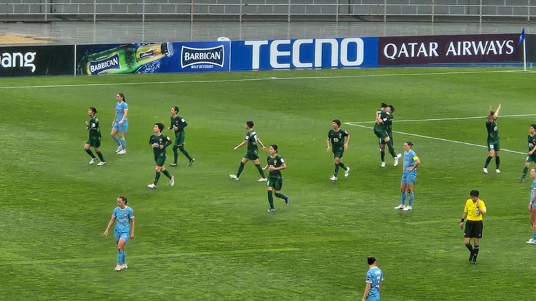 수원FC 위민, 北 내고향 꺾으면 결승서 '日 명문' 만난다... 도쿄, 4강서 멜버른 3-1 격파 [수원 현장]