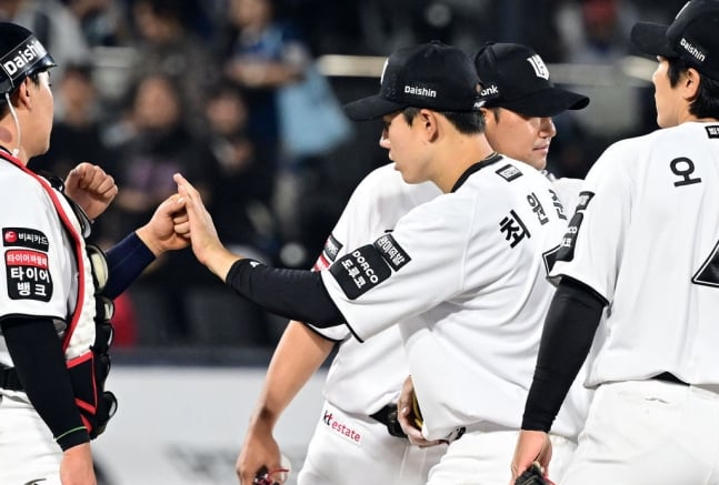 '다시 공동 1위' KT, '구창모 상대 9득점' 위닝까지 챙겼다... "상하위 타선 집중력, 완전한 승기 가져왔다" [수원 현장]