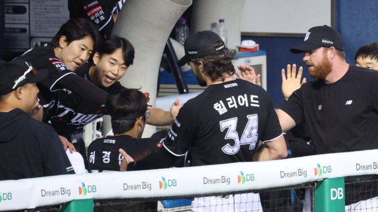 [포토] 허경민 '1위 재탈환 가자'