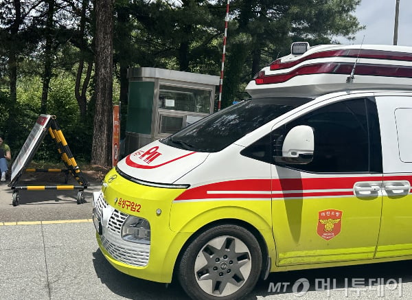 "초등생 형제, 물에 빠져 숨져"...곡성 테마파크서 참변