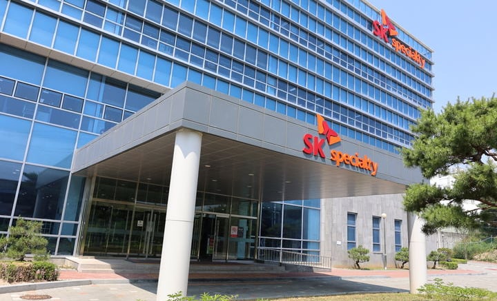 "가스 누출 아냐?" SK스페셜티서 포착된 흰 연기…알고 보니 수증기