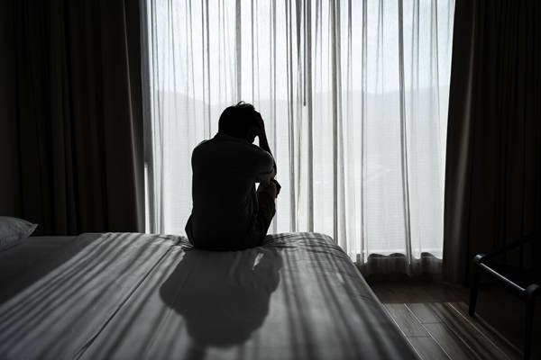 "옆집 택배 쌓였어, 혹시?"...고독사 막은 이웃, 포상금도 거절