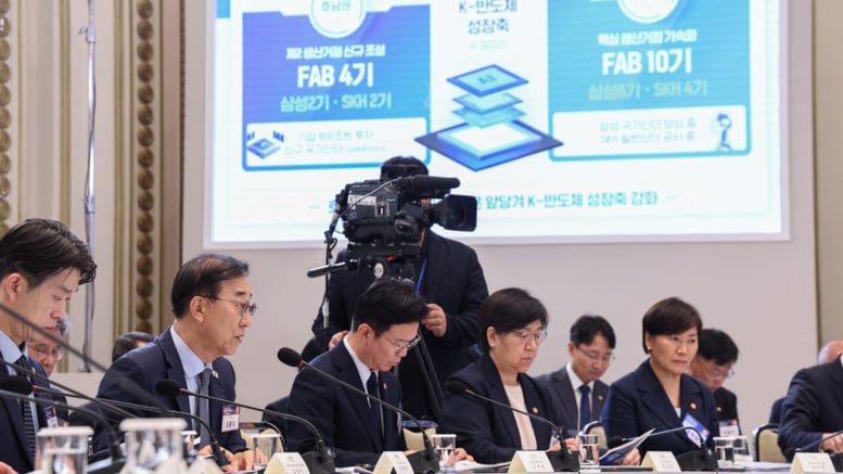 김윤덕 "반도체 산단, 패스트트랙으로 추진…요청시 한달내 후보지 지정"