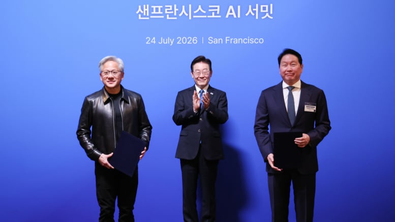 SK, 빅테크와 7500억달러 반도체 협력..최태원 "현실적 투자"