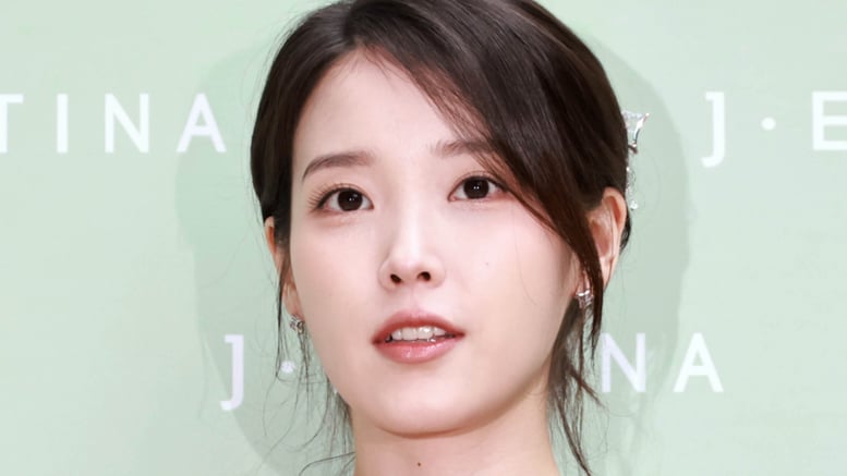 '200억 수입' 누나 넘겠다?…아이유, 남동생에 팩폭