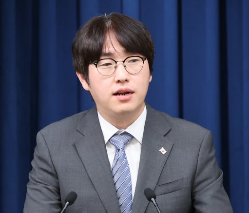 '국가AI전략위 2기' 연 하정우 "속도감 있게 체감할 수 있는 성과낼 것"