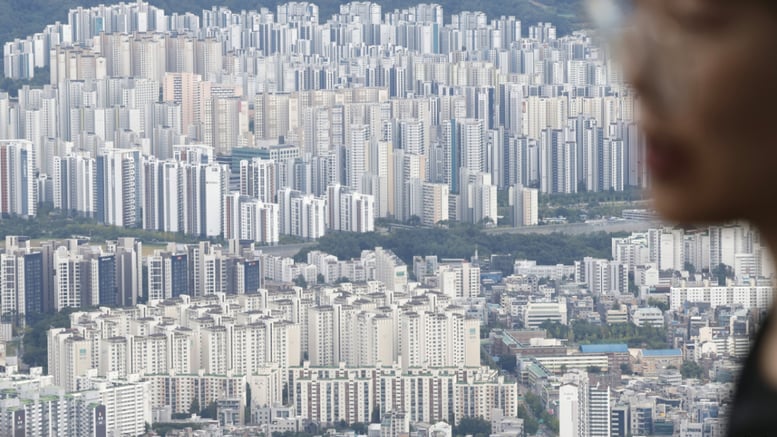 "집값 급락시 주택 대량 매입"…대통령이 말한 '폭락 전' 대응 시스템은