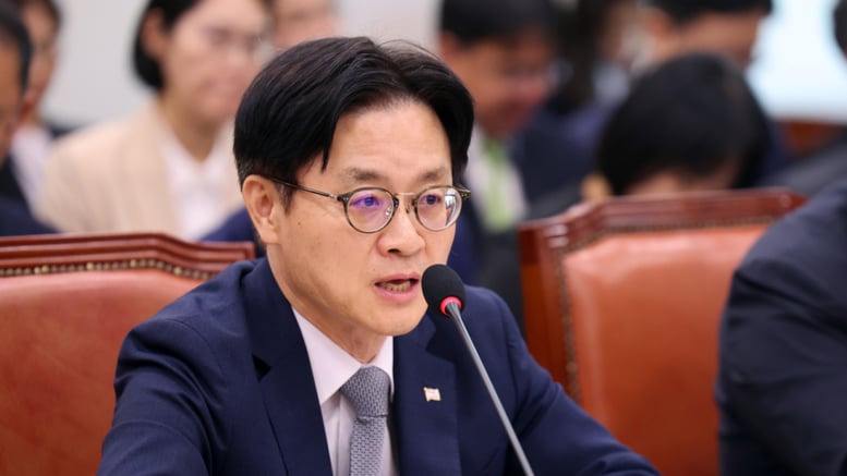 김정관 산업장관 "첨단산업 R&amp;D 인력, 근로시간 연장…국가·회사·본인 위해 좋아"