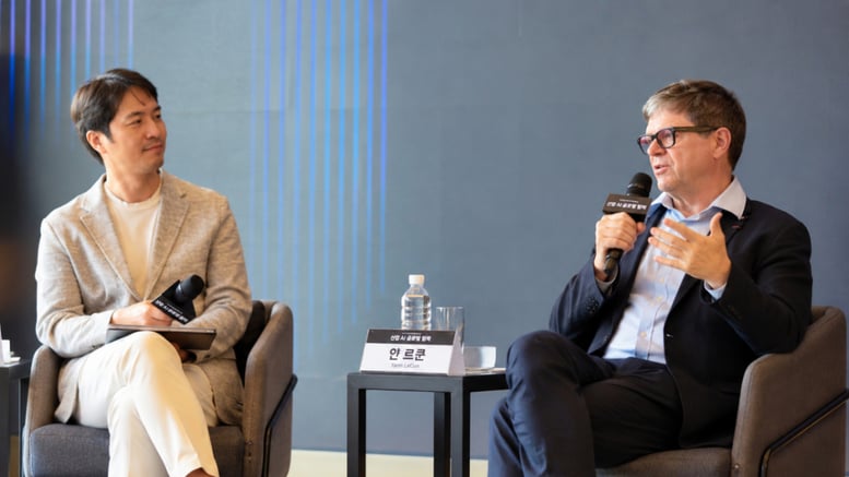 'AI의 아버지' 얀 르쿤 "한국, 피지컬 AI 혁명에 중요한 역할할 것"