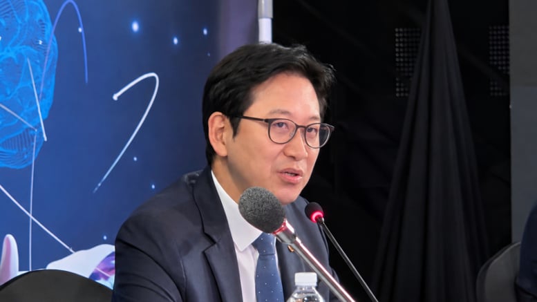 배경훈 "피지컬 AI 계획 충분한지 고민…후회 없도록 목표 세워야"