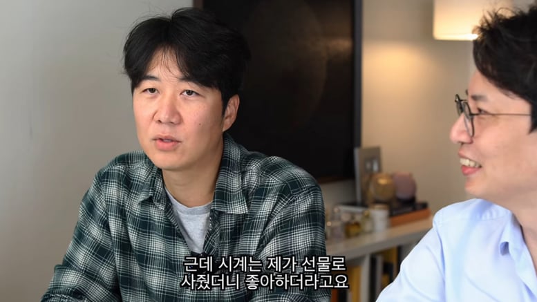 도경완 "♥장윤정, 명품 가방보다 시계…큰 게 예쁘다더라"