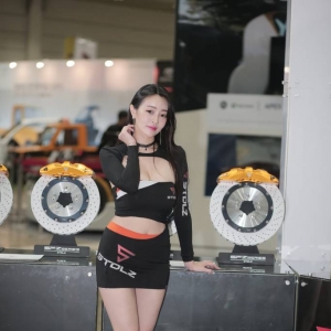 '레이싱모델 김지율' 명품각선미